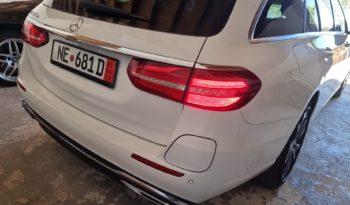 
										Mercedes 300DE O melhor de dois mundos. full									